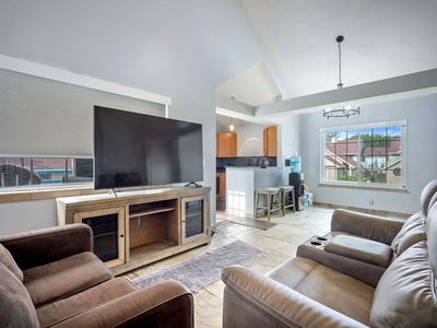 5435 S Break Water Dr