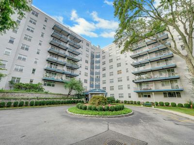 499 N Broadway #6B