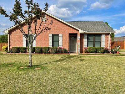 130 Blushing Groom St