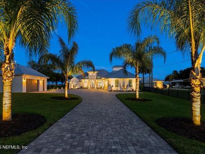 9136 HECKSCHER Drive
