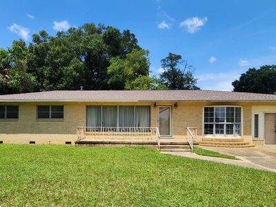 150 Hancock Ln