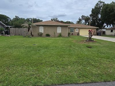 3512 Lori Ln S