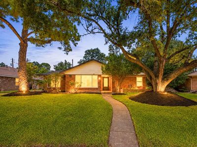 5262 Briarbend Dr