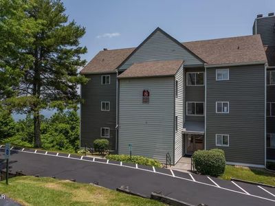 1260 Ski View Dr #8205