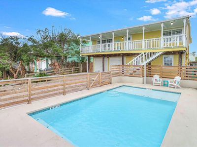 622 N Palimino Dr