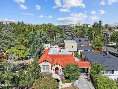 825 La Rue Ave