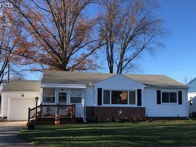 211 Elm Ave