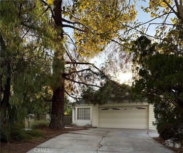 16742 Tiara Ct