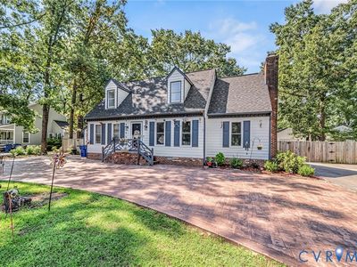 3501 Mineola Dr