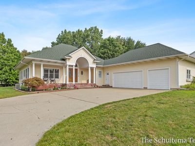 6219 Walton Heath Dr