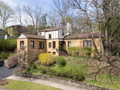 224 Crawford Ave