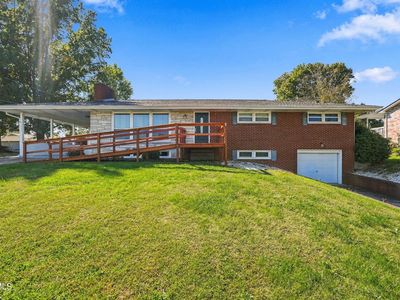 1023 Wood Eden Dr