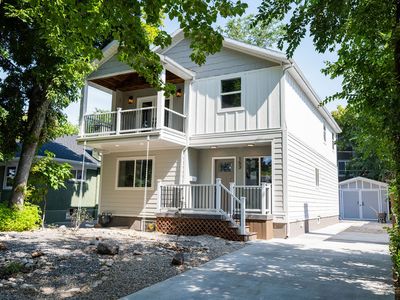 153 E Williams Ave