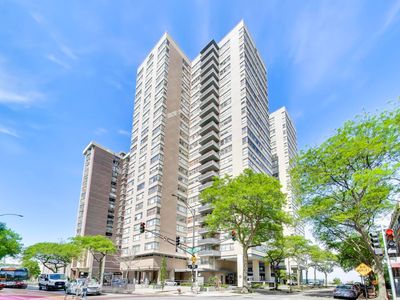6301 N Sheridan Rd APT 4G