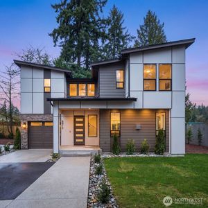 5012 114th Avenue NE