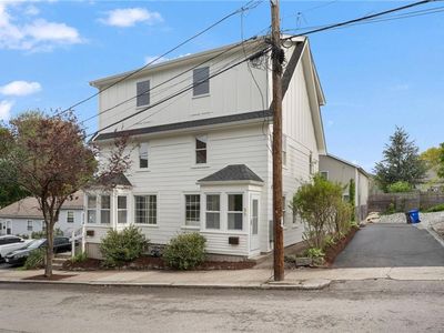 54 Grand View St