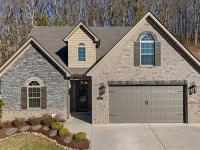 8310 English Hill Ln