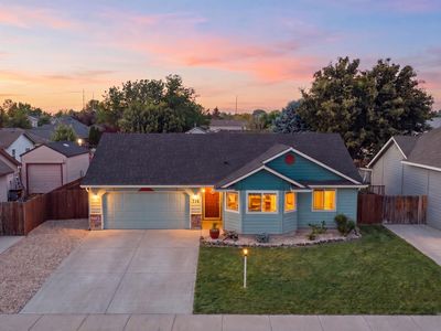 738 W Mariah Ave