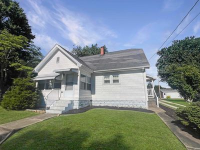 109 N Walnut St