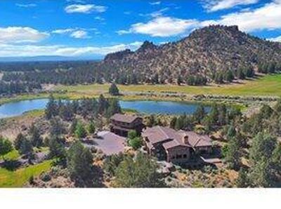 250 NE Good Pasture Loop