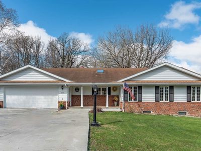 2706 Lakewood Dr