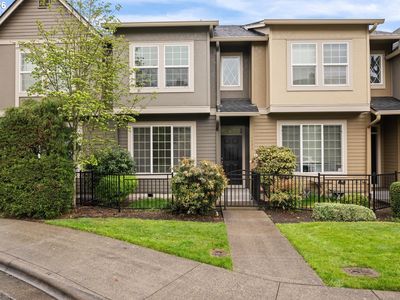 2283 NW Oak Knoll Pl