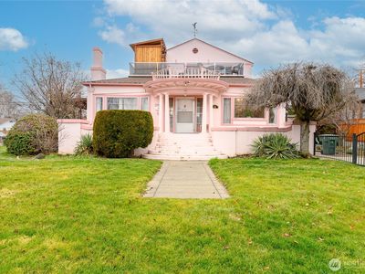 226 S 16th Avenue