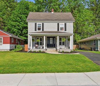 775 Central Parkway