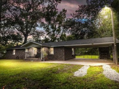 202 Muskie Dr