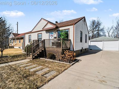 16429 Frazho Rd