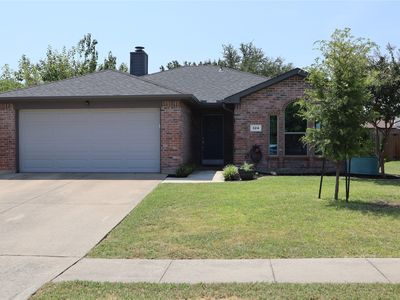324 Lake Travis Dr