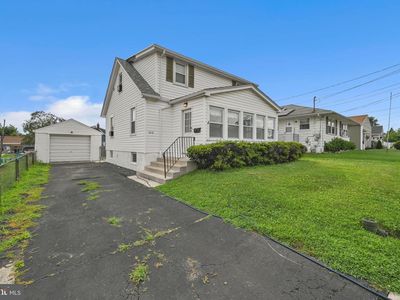 1212 Anderson Ave