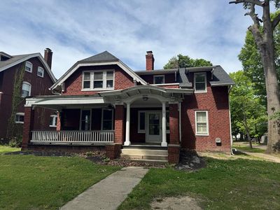 1829 Franklin Ave