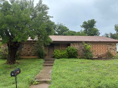 1016 Karen Ln