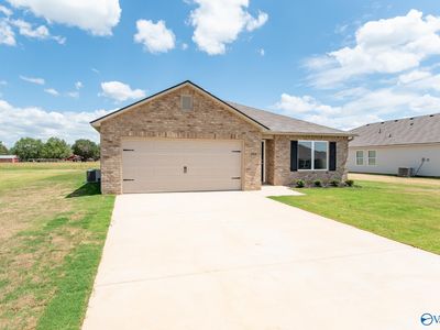 412 Delia Ann Ln