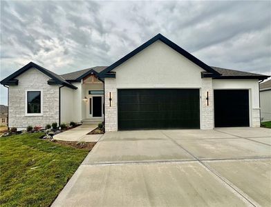 528 Skyview Ln