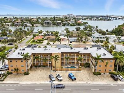 3575 Gulf Blvd APT 103