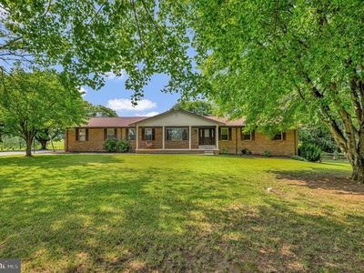 61 Honeysuckle Ln