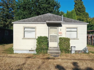 3016 Walnut Street