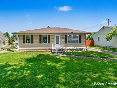 111 Katherine Dr NE