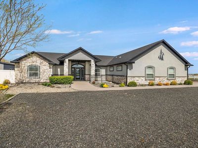 3847 Glasswing Dr