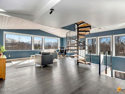 11000 Navrot Cir