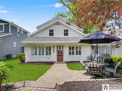 4568 Warner Bay Rd