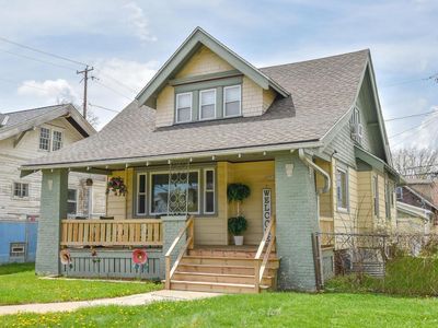 2809 North 38th STREET