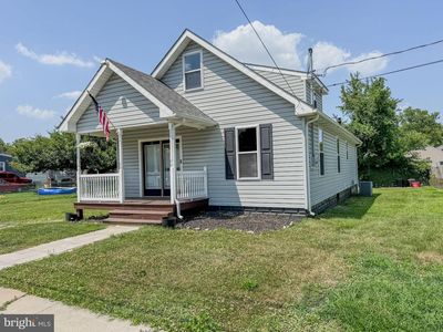 14 Broad St
