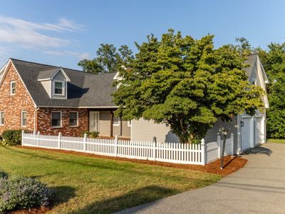 2 McCarthy Dr