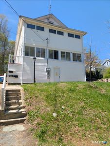 2 Broadway Terrace