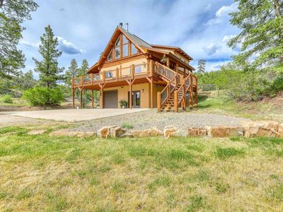 1083 Deer Trail