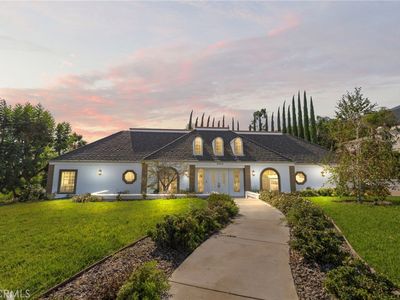 5072 Castle Ct