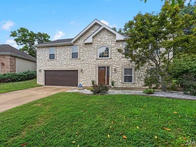 3950 White Rose Ln
